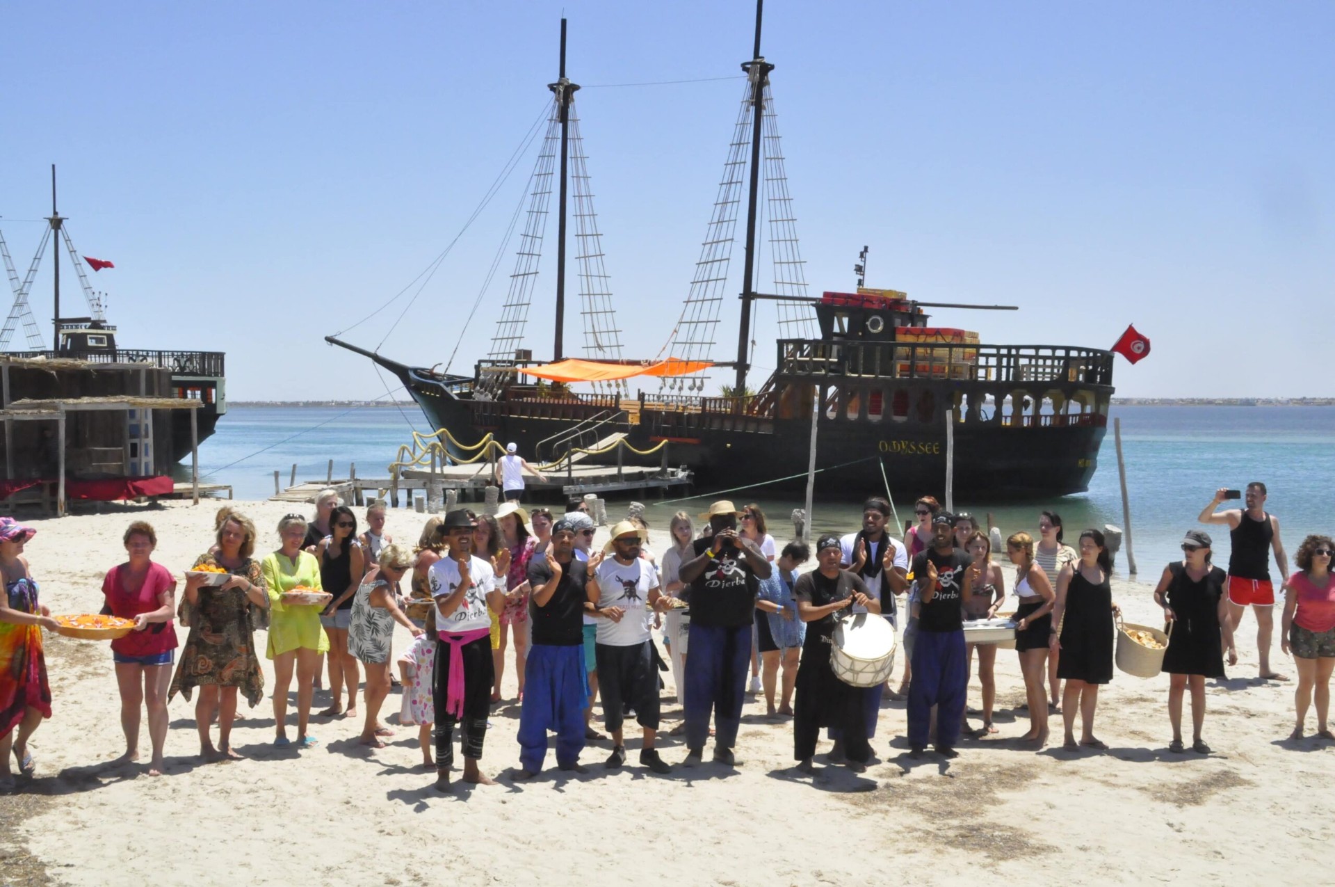 Bateau pirate Odyssée – excursion mer Djerba, 80 places