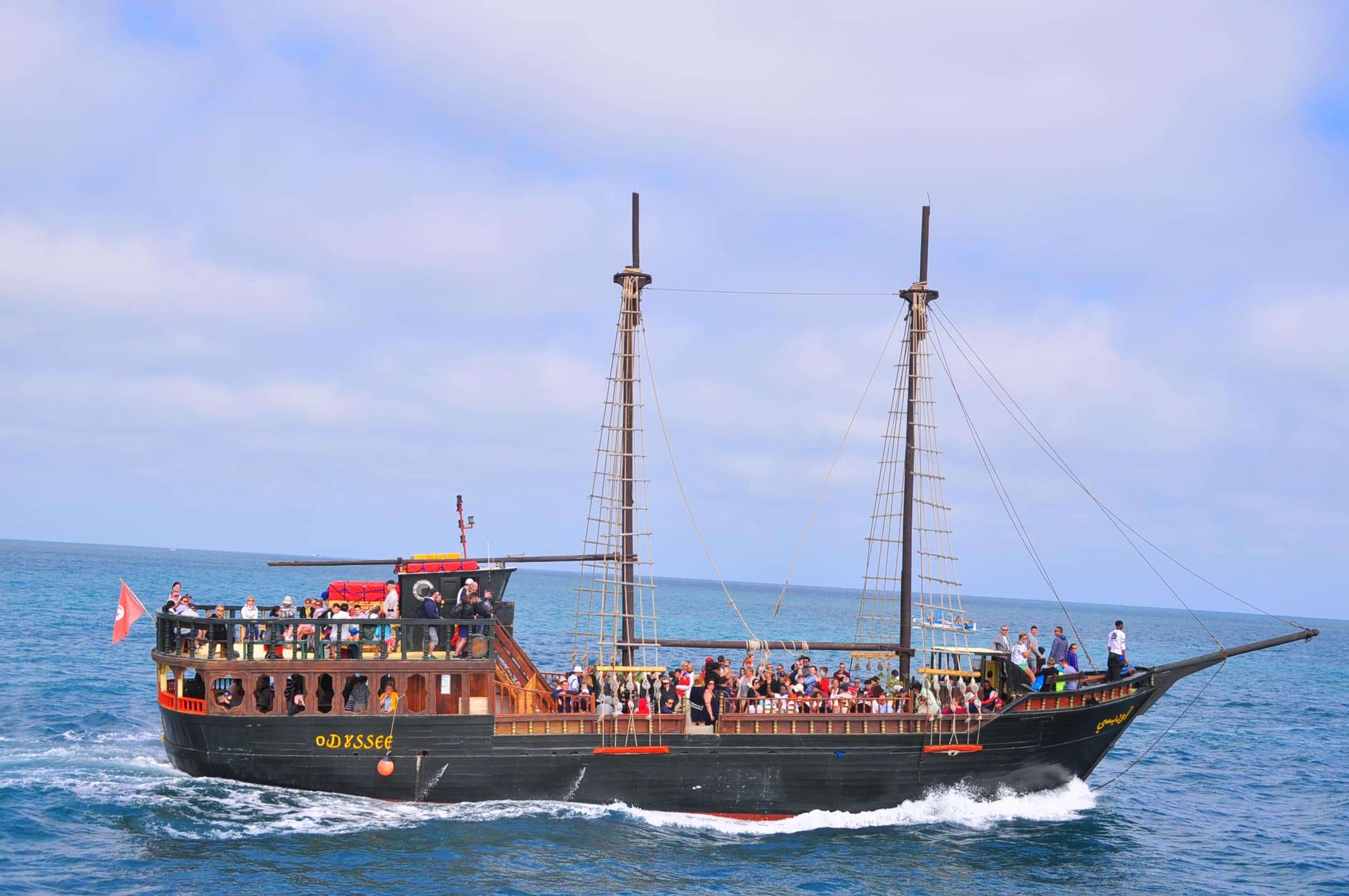 bateau pirate Odyssée en balade en mer vers l'ile aux flamants roses